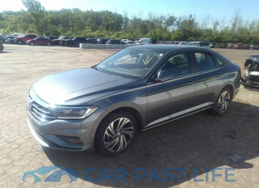3VWGB7BUXLM013872# 2