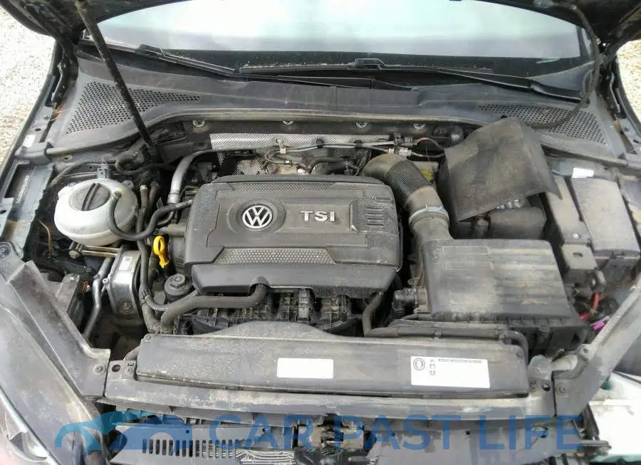 3VW4T7AUXHM007370# 10