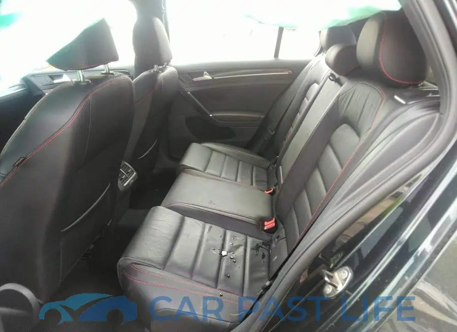 3VW4T7AUXHM007370# 8