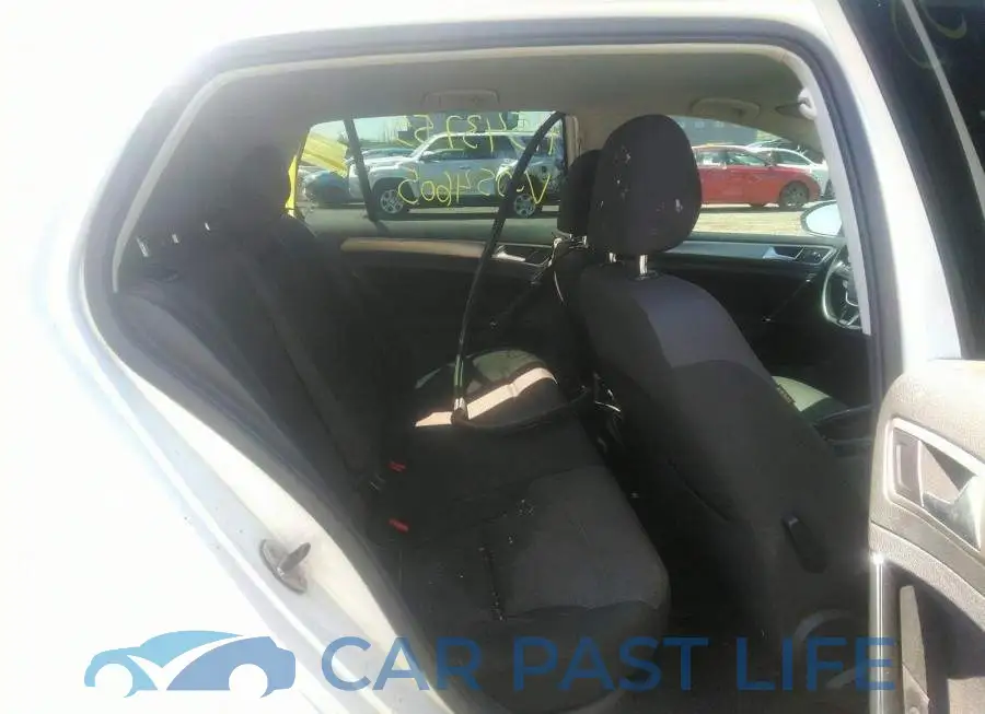 3VW117AU5GM054605# 8