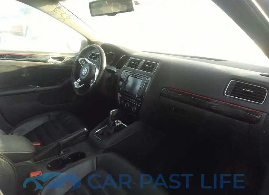3VW4S7AJ9GM340392# 5