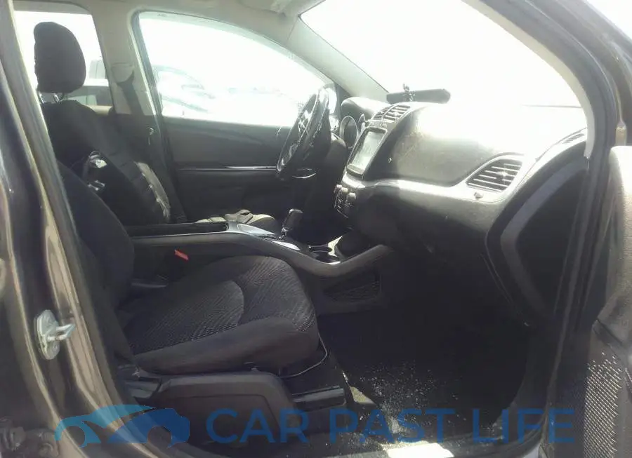 3C4PDCCG8FT535828# 5