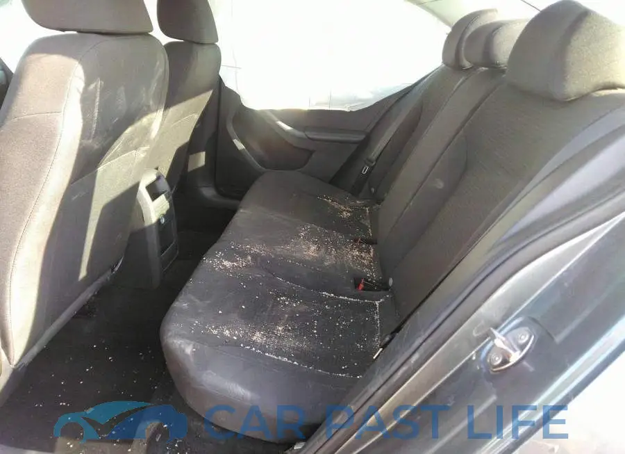 3VW2K7AJ9FM245921# 8
