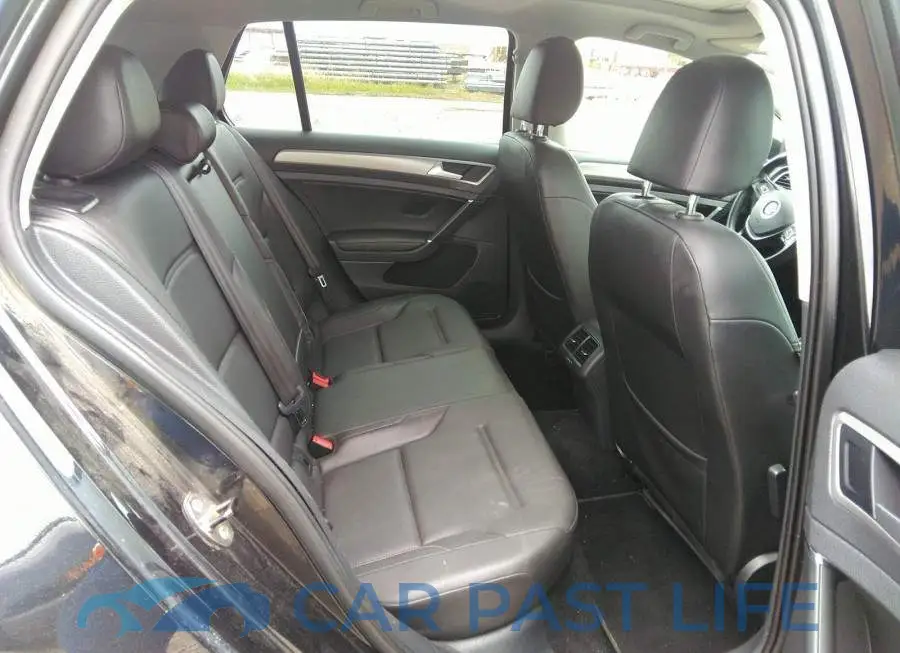3VW217AU1FM074269# 8