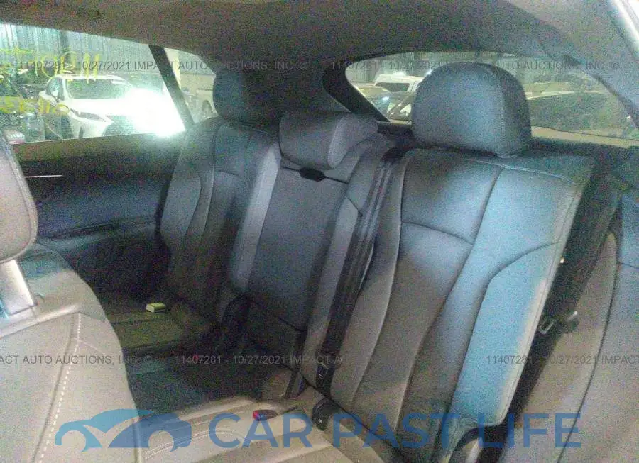 WA1AVAF17KD011238# 8