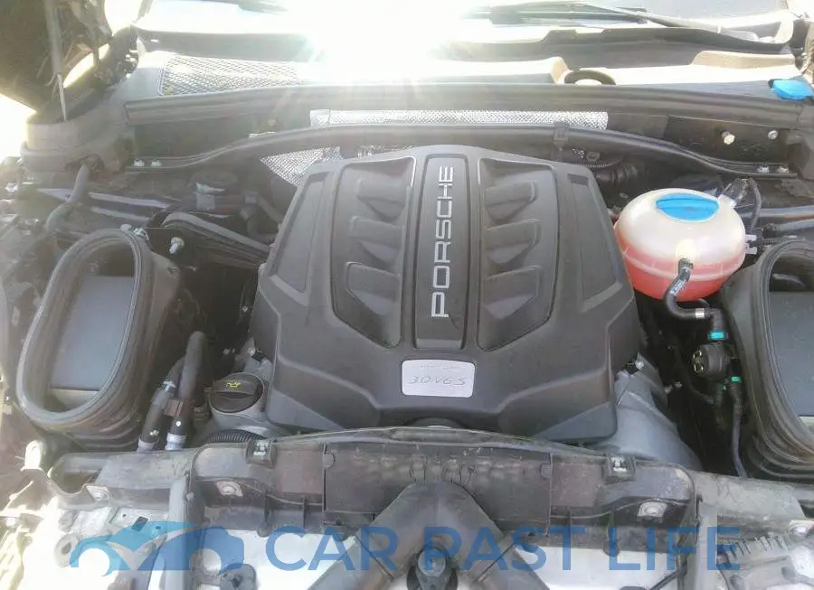 WP1AB2A53JLB31958# 10