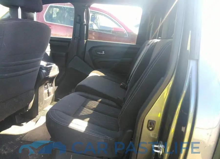 1N6AA1E53JN520061# 8