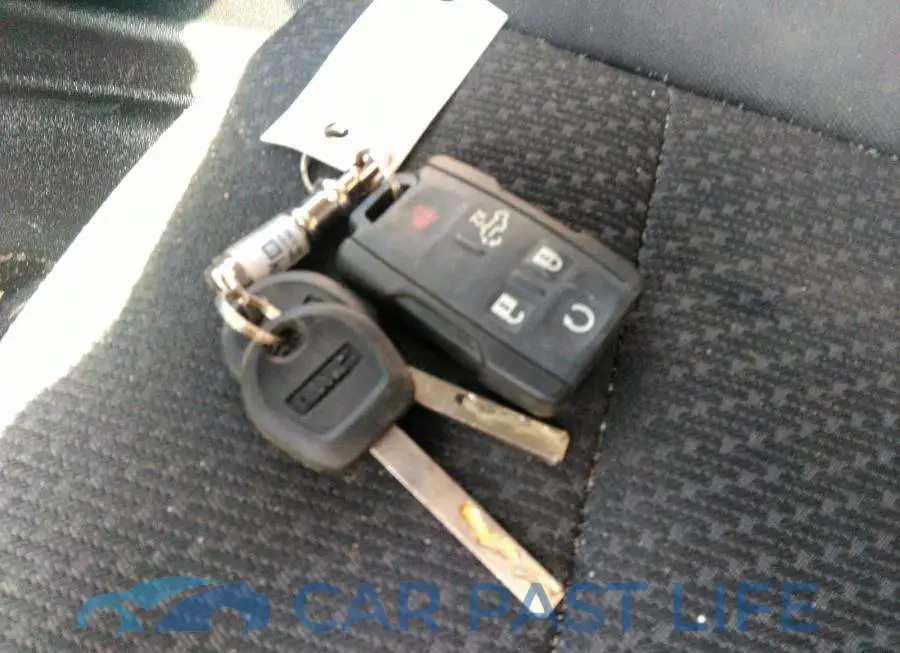 1GTU9AEF4NZ167569# 11