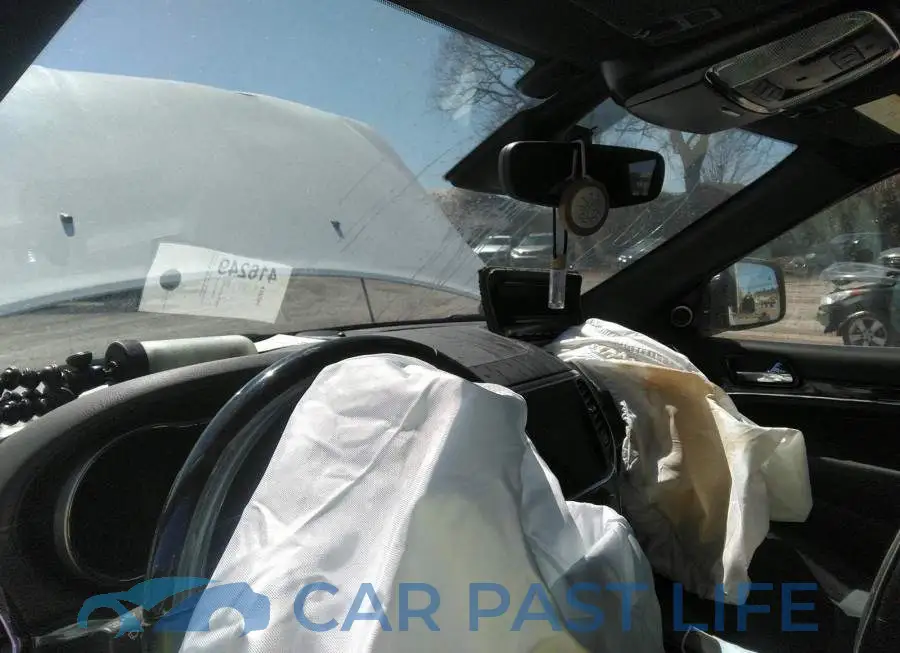 1C4RJFCT8KC807607# 5