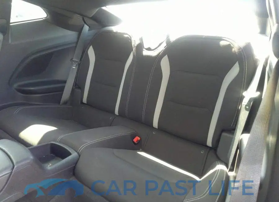 1G1FB1RX7J0177049# 8