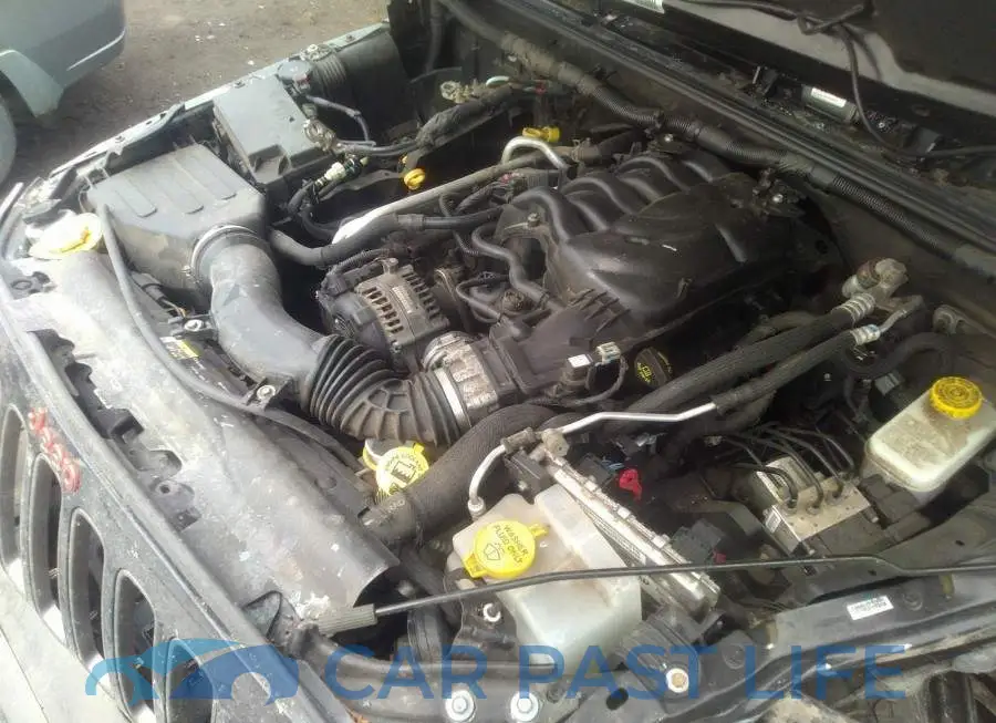 1C4BJWEG2HL520192# 10