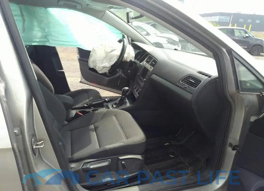 3VW217AU8HM053003# 5