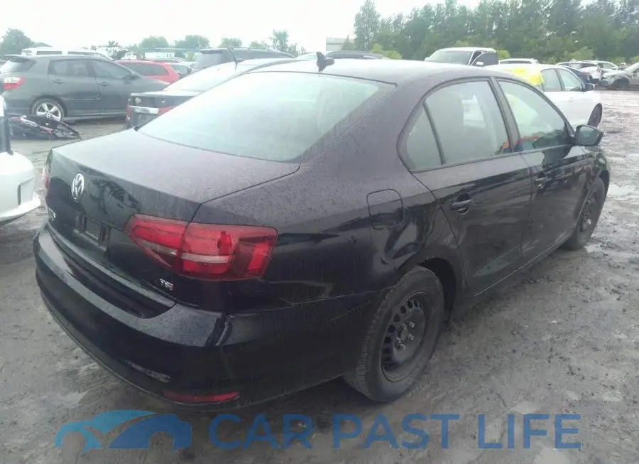 3VW2B7AJ3HM375423# 4