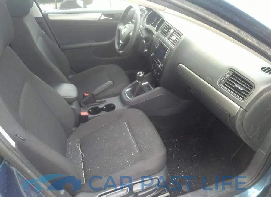 3VW167AJ0GM311998# 5