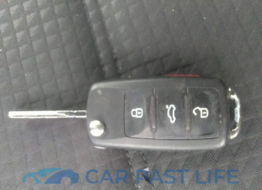 3VW167AJ0GM311998# 11