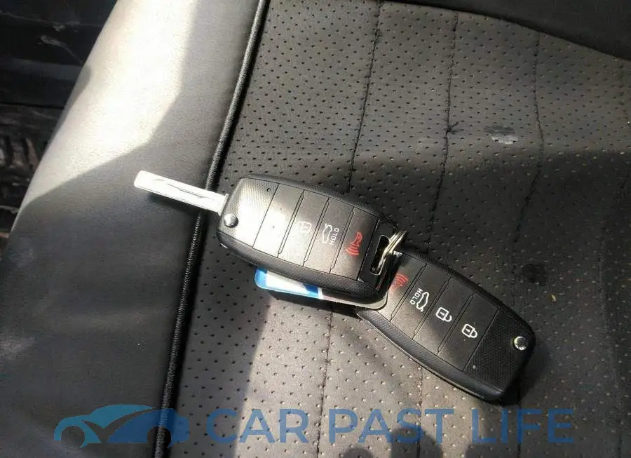 KNADM4A33F6451741# 11