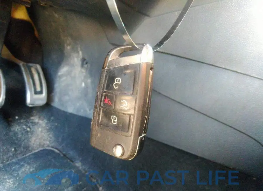 3VW4T7AU7FM004150# 11