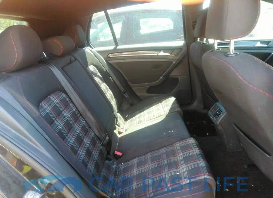 3VW4T7AU7FM004150# 8