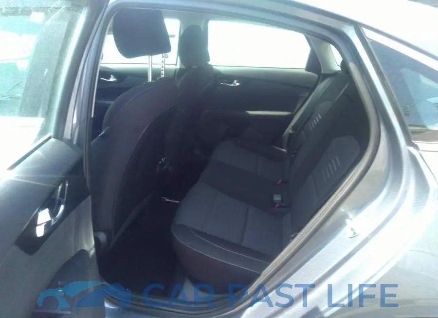 3KPF54AD6LE243182# 8