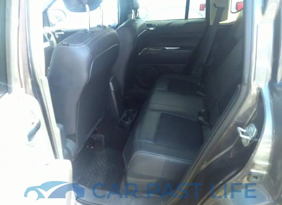 1C4NJCAB2FD418307# 8