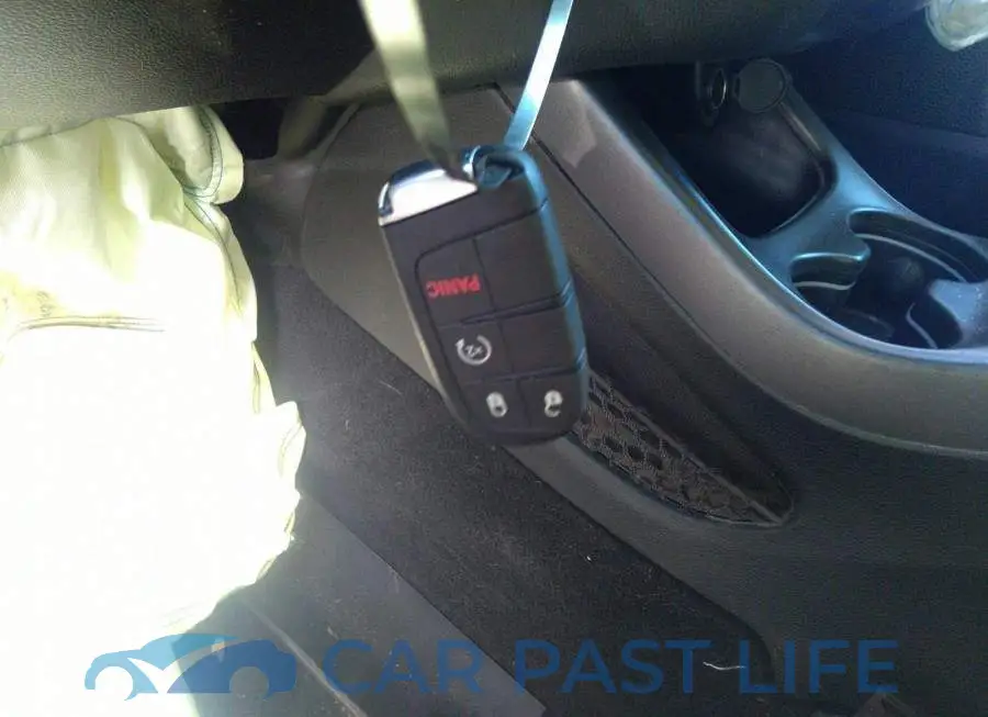 3C4PDCCG0FT529960# 11
