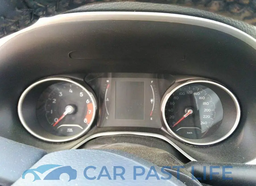 3C4NJCAB1LT135807# 7