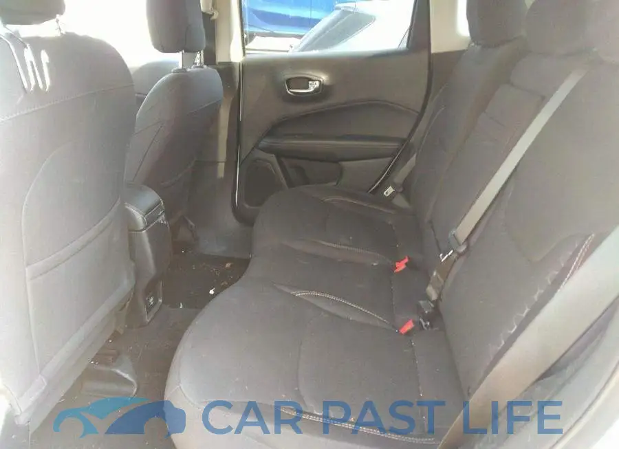 3C4NJCAB1LT135807# 8