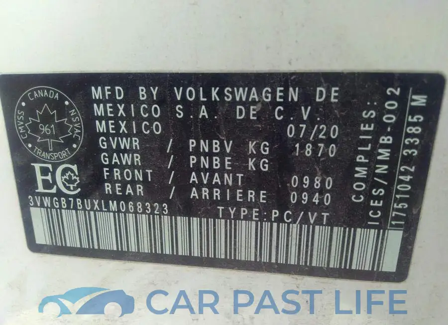 3VWGB7BUXLM068323# 9