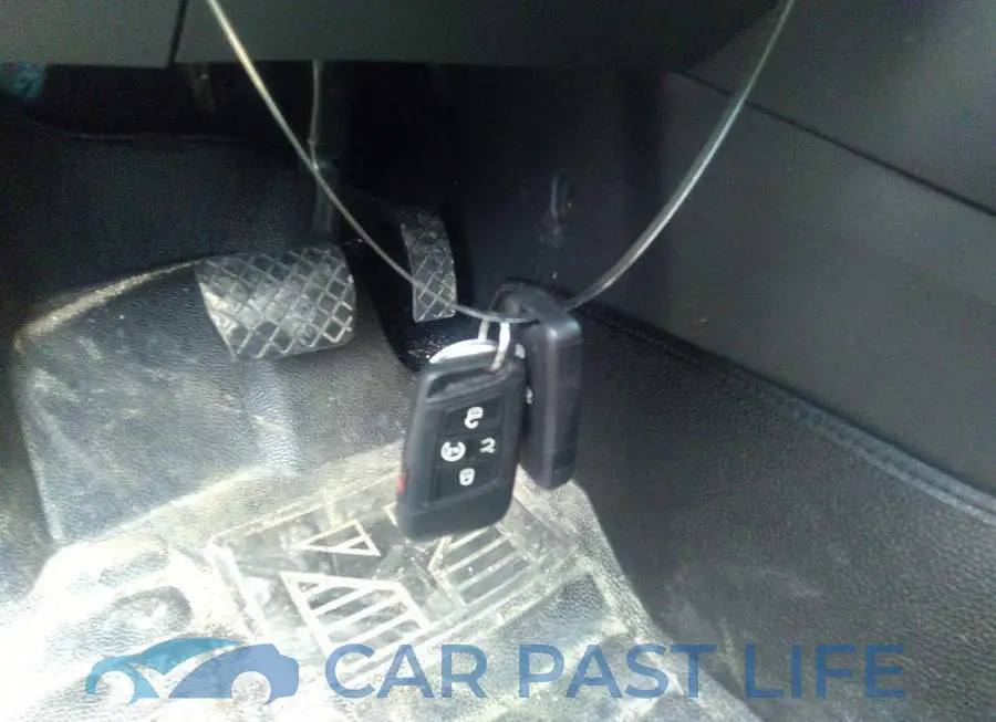 3VWGB7BUXLM068323# 11