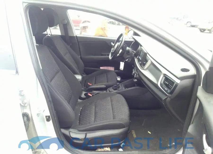 3KPA25AB1KE215635# 5