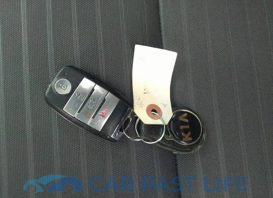 3KPFL4A8XHE006369# 11