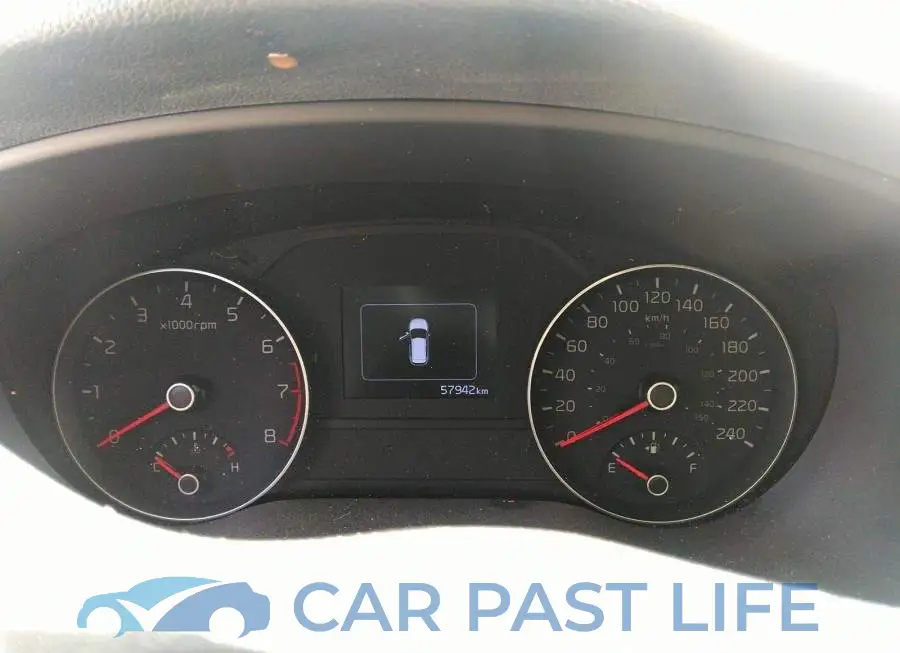 KNDPMCAC8H7275552# 7