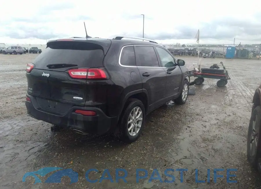 1C4PJMCS2GW202376# 4