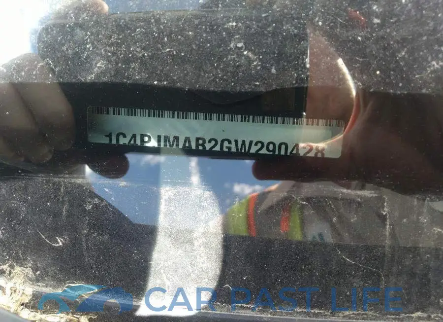 1C4PJMAB2GW290428# 9