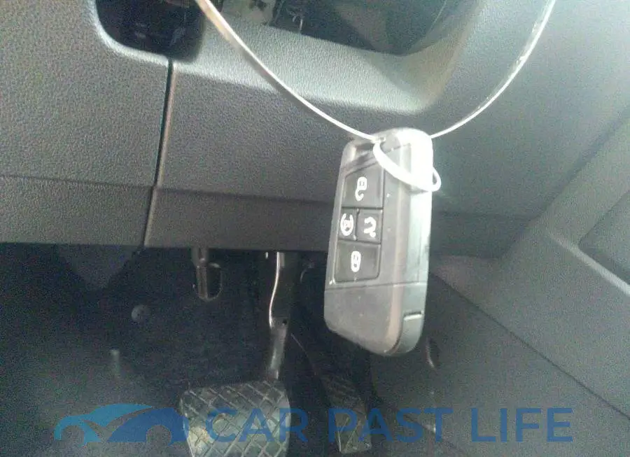 3VV4B7AX7LM092162# 11