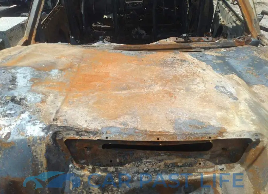 1GC1KVEY2JF118043# 10