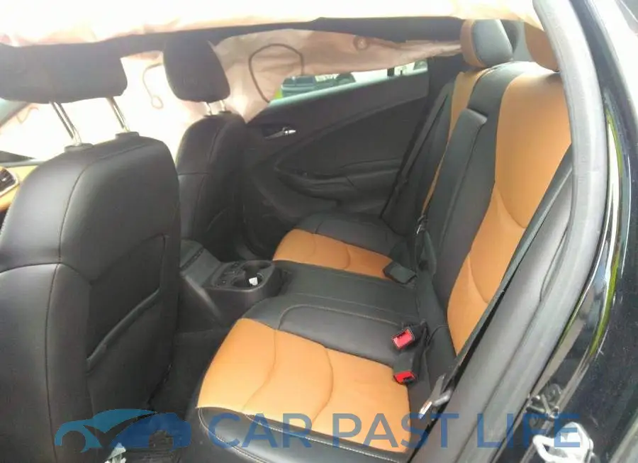 1G1RB6S58JU121780# 8