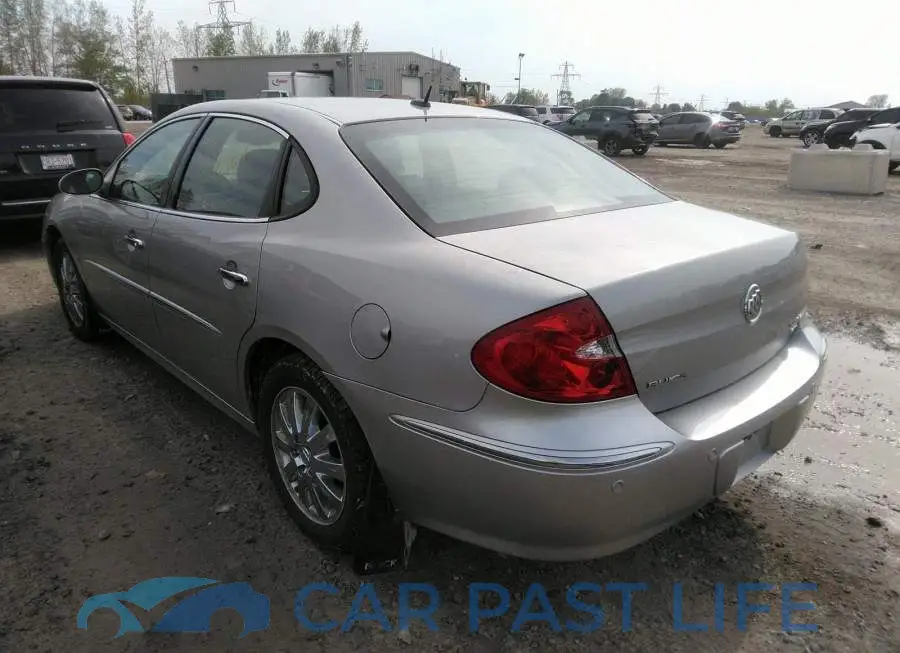 2G4WJ582181155176# 3