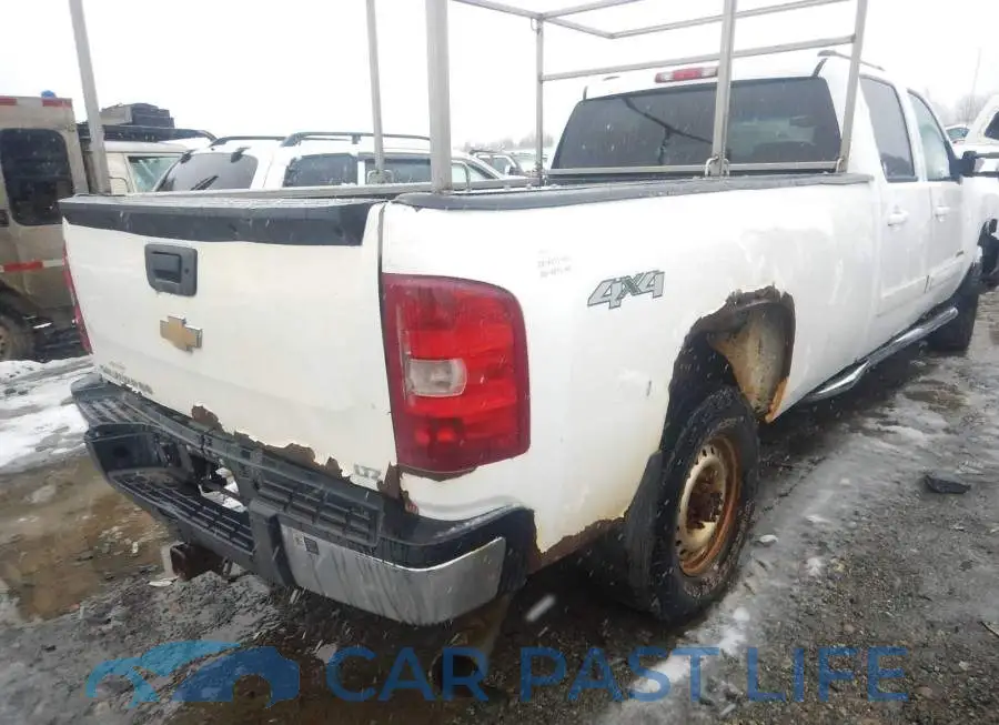 1GCHK336X8F103353# 5