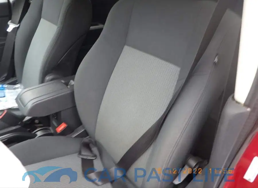 1J8FT47068D710788# 9