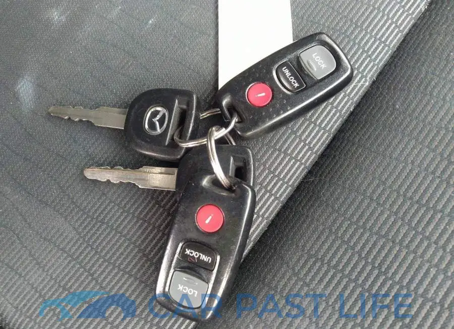 JM1BK32F981872429# 11