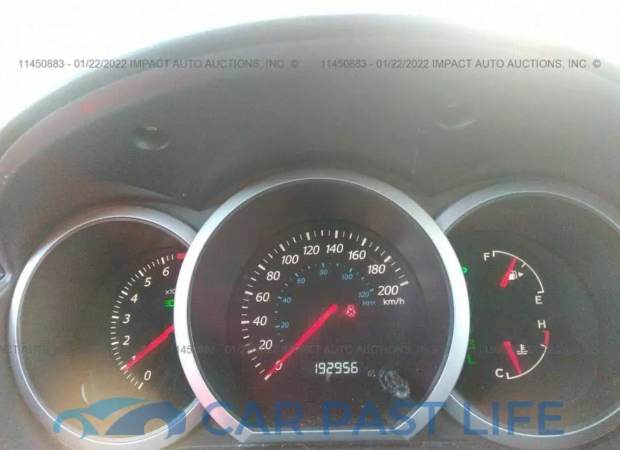 JS3TD945174200756# 7