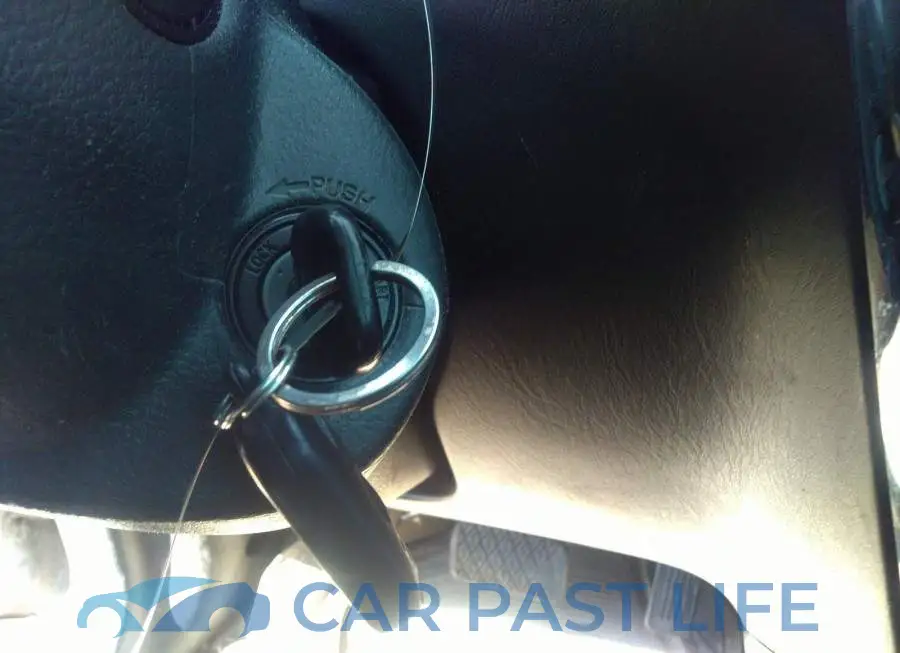 2T1KR32E46C555878# 11