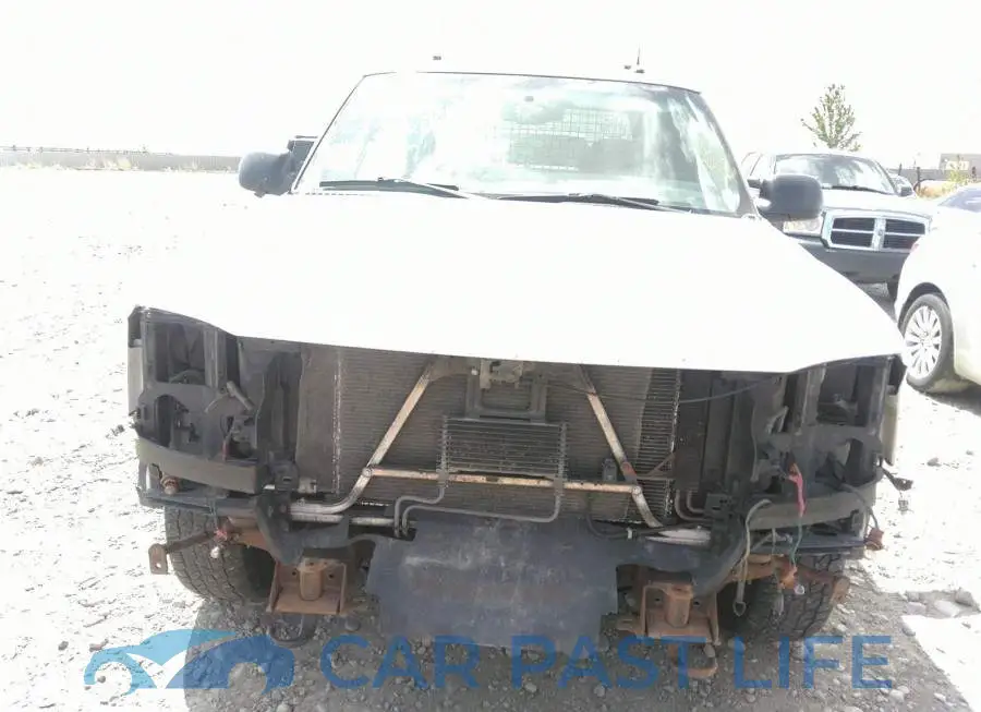 1GTEK19T03E127521# 6