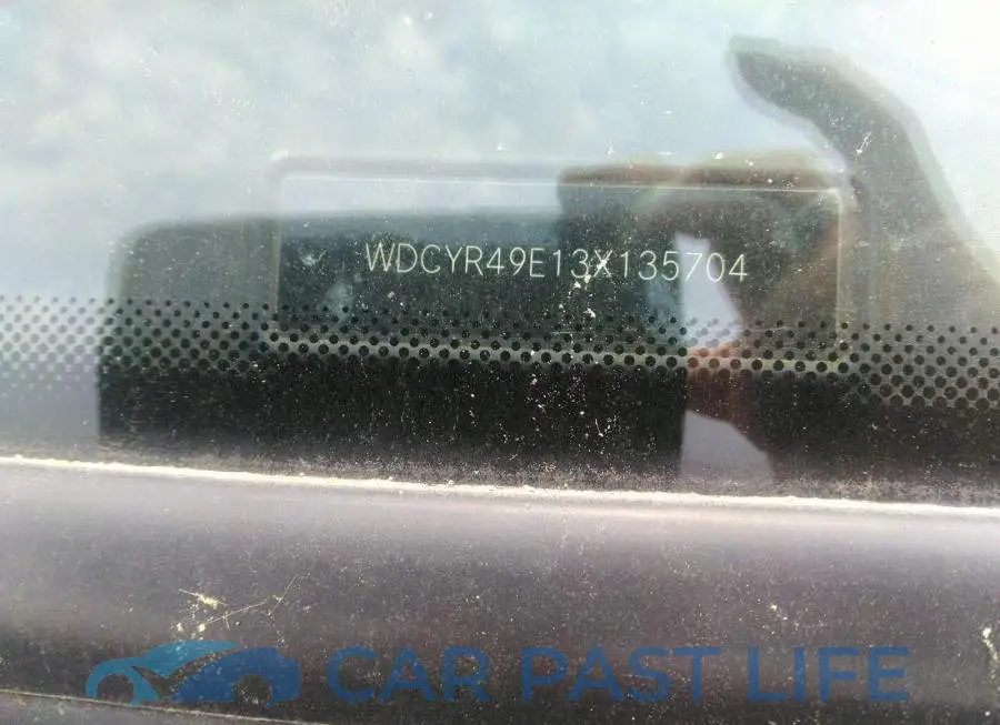 WDCYR49E13X135704# 9
