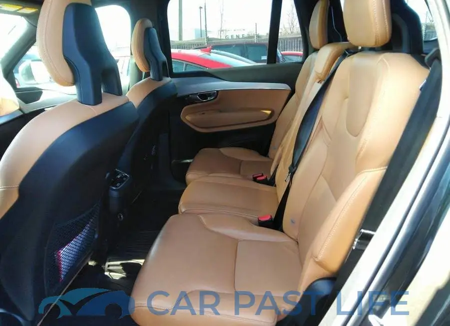 YV4102PK7J1202897# 8