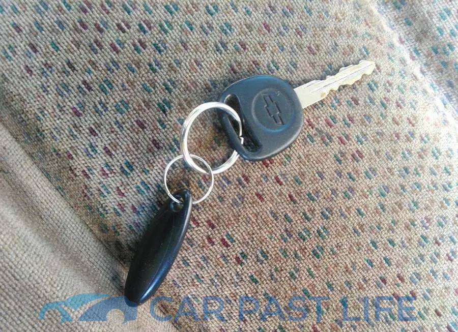 2GCEK19T041399148# 11