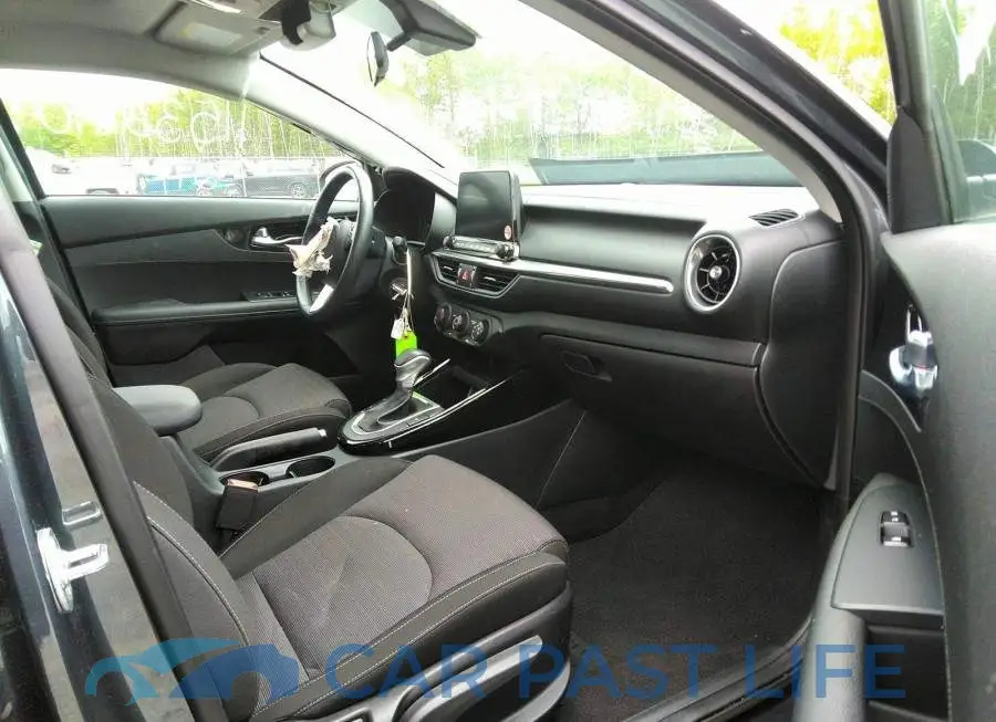 3KPF54AD9ME293169# 5