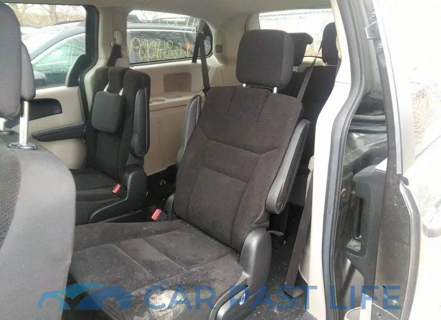 2C4RDGBG6KR684009# 8