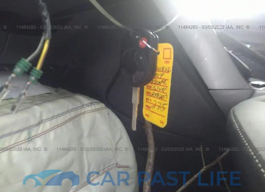 1FMCU9GX1EUA48207# 11